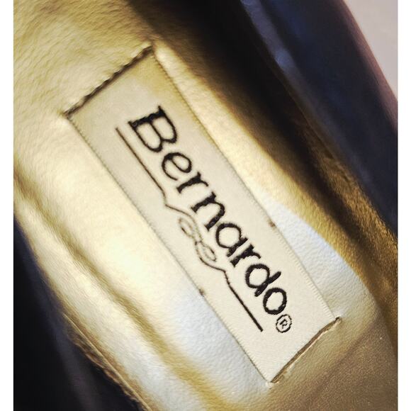 Bernardo Black Leather Classic Slip-On Pointed-Toe Heels Pumps Women’s Size 10 - Picture 11 of 12